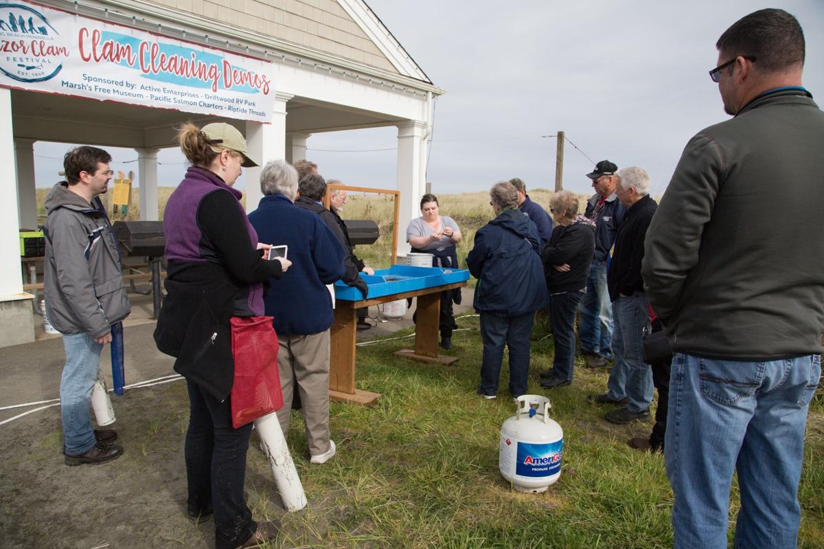 Videos Long Beach Razor Clam Festival